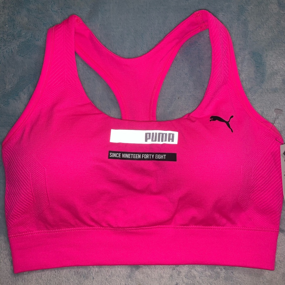 RESERVED DONT BUY PRETTY Puma sports bra 😍